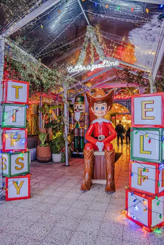Tipsy Elf, bar, Dallas