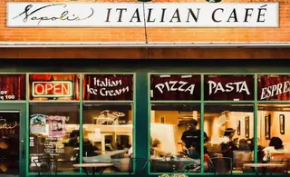 Napolis Italian Kitchen & Market, italian restaurant, Grapevine