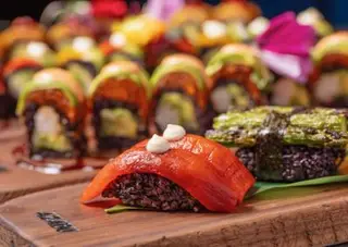 Azabu, sushi restaurant, Whittier