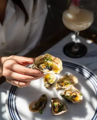 Crudo Ceviche and Oyster Bar, seafood restaurant, San Diego