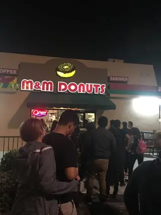 M & M Donuts, donut shop, Anaheim