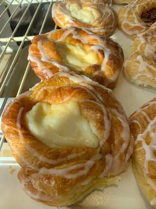 Busy Bee's Bagel Bakery, bagel shop, San Diego