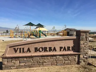 Vila Borba Park, dog park, Chino Hills