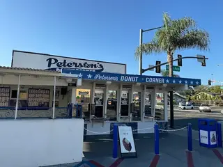 Peterson's Donut Corner, donut shop, Escondido