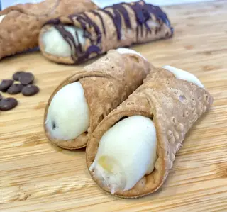 Dolce Aroma Italian Bakery, bakery, Carlsbad