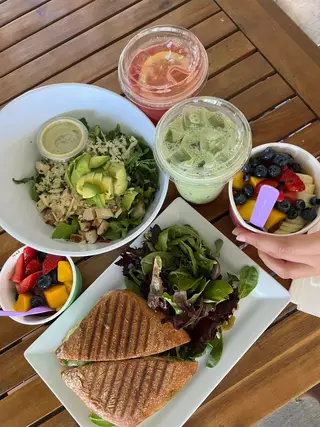 Acai Jungle Cafe, cafe, Burbank