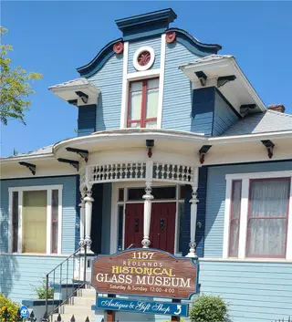 Historical Glass Museum, decorative arts museum, Redlands