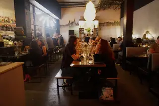 Ronan, pizza restaurant, Los Angeles