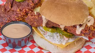 Fluster Cluck Hot Chicken, chicken restaurant, San Diego