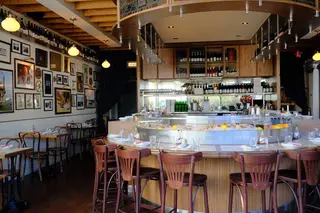 Queen St., seafood restaurant, Los Angeles