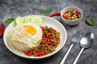 Kanok Thai Bistro, thai restaurant, Costa Mesa