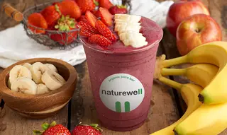 Melrose Squeeze, smoothie juice bar, Los Angeles