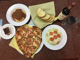 Pizza D'Oro, italian restaurant, Huntington Beach