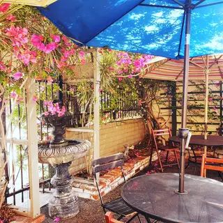 Cafe Laurent, french restaurant, Los Angeles