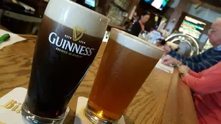 Robin Hood British Pub, pub, Van Nuys