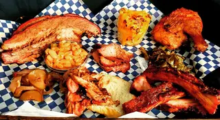 Oso's Smokehouse, barbecue restaurant, Chino Hills