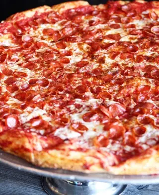Village Pizzeria Bayside, pizza restaurant, Coronado