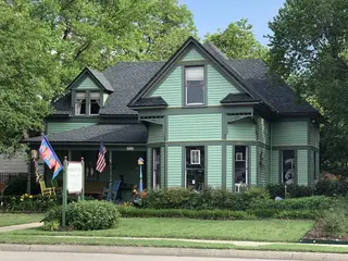Holman Pottery, art gallery, Plano