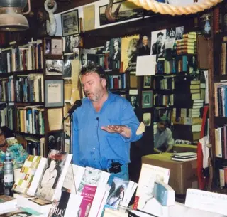 D G Wills Books, bookstore, San Diego