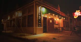 The Peak Inn, bar and grill restaurant, Dallas