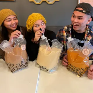 Bounce Boba Lounge, bubble tea shop, Los Angeles