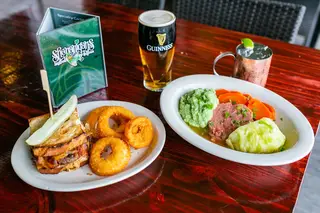 Shenanigans Irish Pub & Grille, irish pub, Long Beach