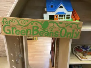 The Green Bean, second hand store, Los Angeles