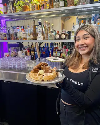 Taste & Thirst, sports bar, San Diego