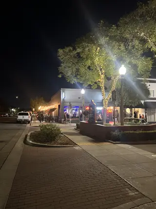 Kings Brewing & Smokehouse, barbecue restaurant, Upland