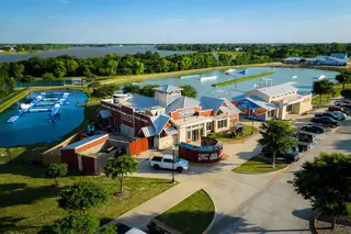 Towers Tap House, gastropub, Little Elm