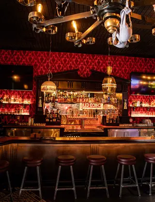 The District Lounge, cocktail bar, Orange