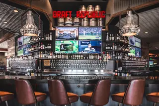 Draft Republic, sports bar, Carlsbad