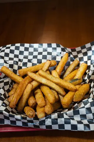 IE Burgers, burger restaurant, San Bernardino